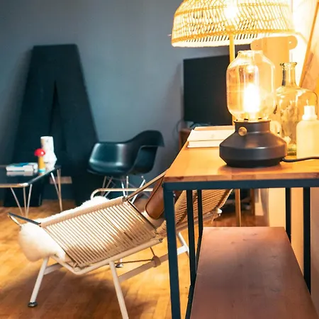 Spacieux F2 Refait A Neuf Dans Un Esprit Loft Lägenhet *