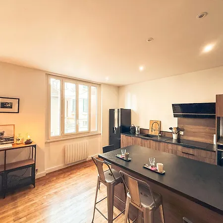 Spacieux F2 Refait A Neuf Dans Un Esprit Loft * Clermont-Ferrand